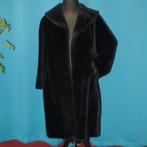 VINTAGE PRINCETON'S OLLEGRO FAUX MOUTON BLACK FUR COAT KNEE LENGTH 1950'S